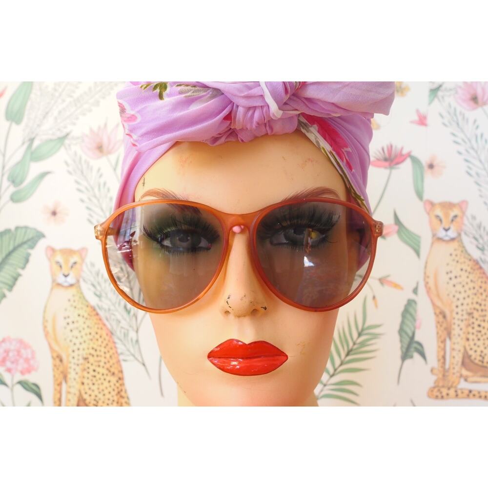 Vintage 1980s Corning Sunglasses Korea Mod Style Retro Grandma Chic Festival - Picture 9 of 15